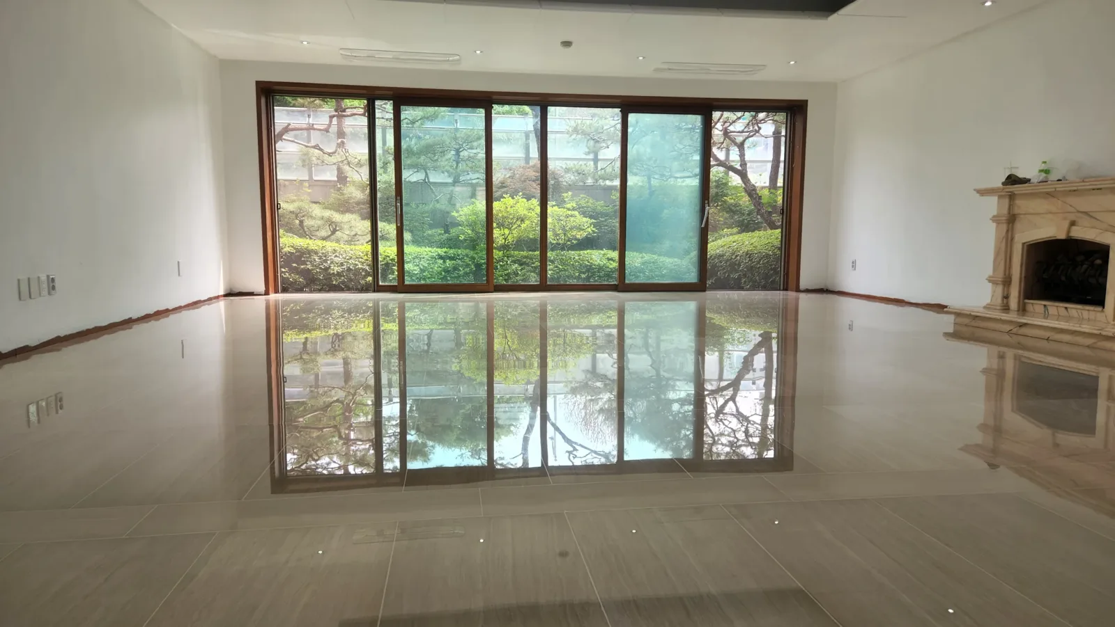 강동 인조대리석바닥청소 방문 청소